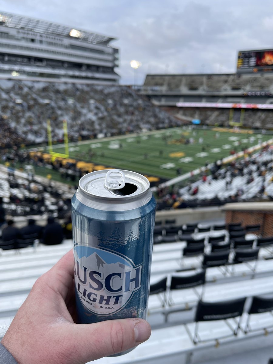 finncasey's tweet image. Go Hawks!