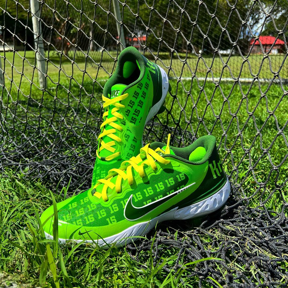 elvizprezz's tweet photo. Hoy en @ElvizCustoms traemos estas bellezas 🍀😍 https://t.co/tZsml5vu7W