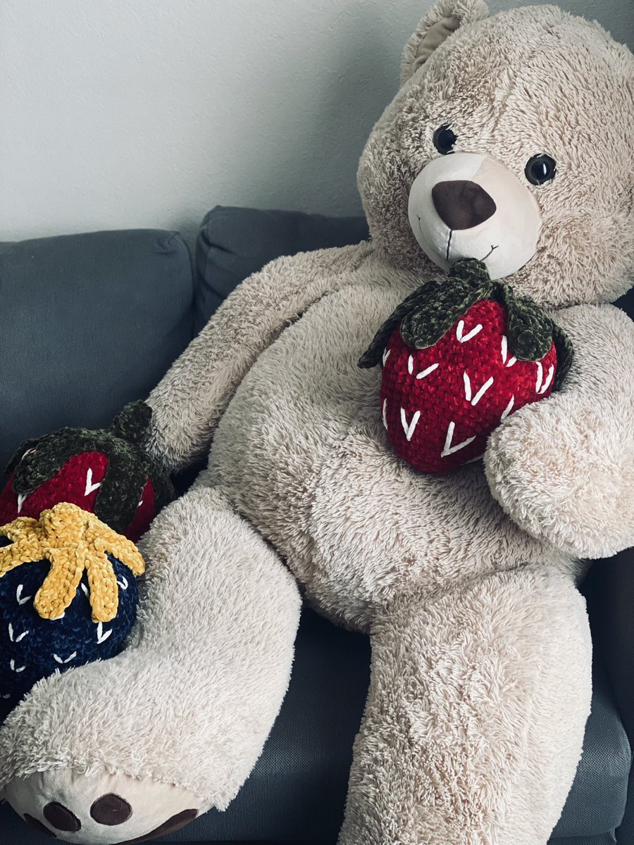 I crocheted my bear some strobberiez, I think he’s happy with them 🥹😍🐻🍓🍓🍓