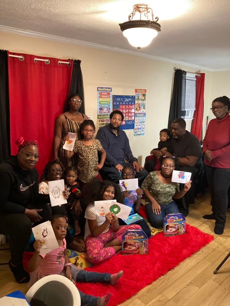 tamarrawallace's tweet photo. Thank you @Tryazon and @pixicade for sending me this Pixicade Pets toy. Everyone enjoyed drawing their pets and watching them come to life. Visit https://t.co/9u5c2OkB8i and use code TZSAVE20 for 20% off. Also available on Amazon. #PixicadePets #BitOGenius #DrawSnapPlay #Tryazon https://t.co/0z73nrs0H2