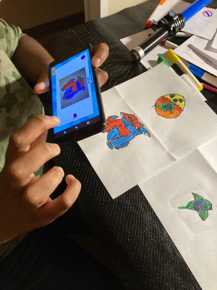 tamarrawallace's tweet photo. Thank you @Tryazon and @pixicade for sending me this Pixicade Pets toy. Everyone enjoyed drawing their pets and watching them come to life. Visit https://t.co/9u5c2OkB8i and use code TZSAVE20 for 20% off. Also available on Amazon. #PixicadePets #BitOGenius #DrawSnapPlay #Tryazon https://t.co/0z73nrs0H2