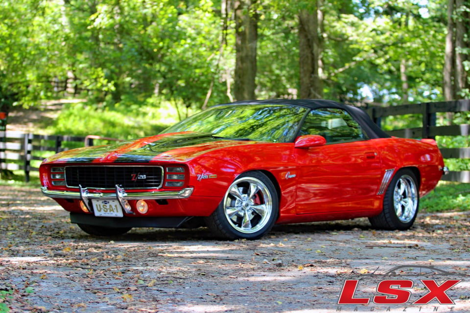 BritishAutoChan's tweet photo. #Chevrolet #Camaro #4thGen #ClassicBodykitConversion https://t.co/wuY5K999oN