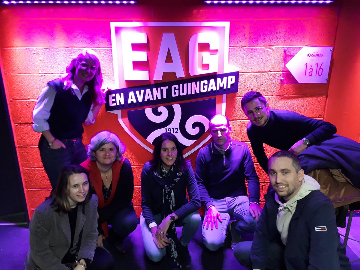 cmbpaysdegoelo's tweet photo. TrĂšs bon moment au match EAG . Vainqueur de l'animation conquĂȘte. #CMB #eag #guingamp #conquete #equipe #bonnehumeur #cohesionequipe #utpaimpol https://t.co/W6CZy7wlla