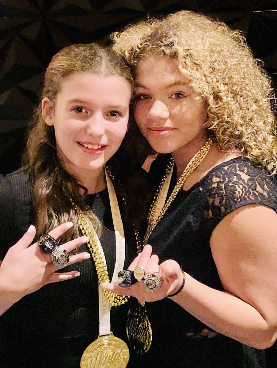 We celebrated our 2022 ASW win last night! A beautiful evening remembering a great season! 🖤🖤🖤