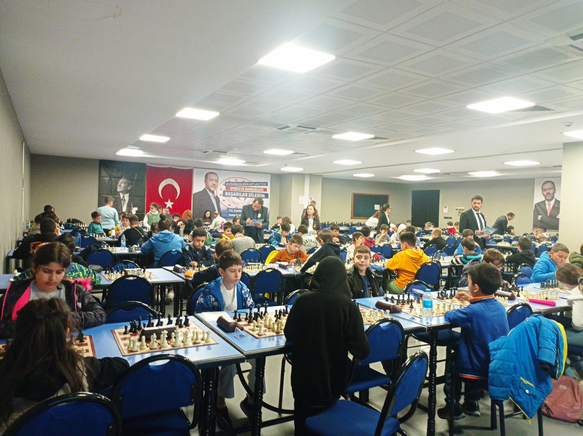 TsfKonya's tweet photo. Atatürk Haftası Satranç Turnuvasında Hamleler Cumhuriyetimizin Kurucusu Ulu Önder Gazi Mustafa Kemal Atatürk İçin🇹🇷♟🇹🇷 Saygı ve Özlemle 🇹🇷 @GlkzTulay @TurkishChess @u_ibrahim_altay @a_pekyatirmaci @hkilca @MustafaKavus @abdurrahman_shn @GSB_Konya @ https://t.co/L9zmLymCgL