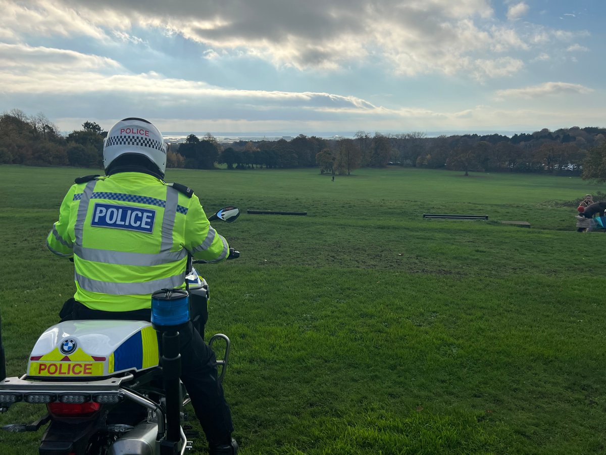 MerPolTraffic's tweet photo. Officers have been patrolling the cities green spaces @LiverpoolParks today following reports of off roads bikes being used in an anti social manner. #Parksafe #Otterspool #CampHill #SeftonPark #EvertonPark #Tuebrook #Croxteth #Mystery #Lyndene @MerseyPolice @MerseysidePCC https://t.co/razX4wU3r4