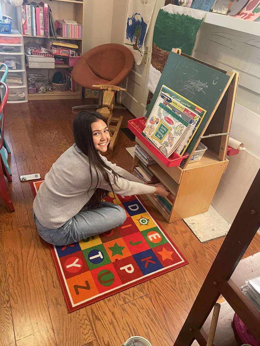 deca_cms's tweet image. Thankful for my DECA students volunteering at a local nonprofit in Murfreesboro on a cold Saturday morning! It’s a great day to be a Tiger! Make a Difference Day! #decatn #tndeca