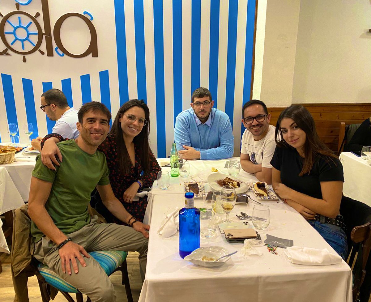 kikux0's tweet photo. Mi Póker Dream Team ♥️ #TeamPuerking

@bielsovick 
@Ana_lafuente8 
@InmaCuestaB 
#Esau https://t.co/WENj3Xy1kj