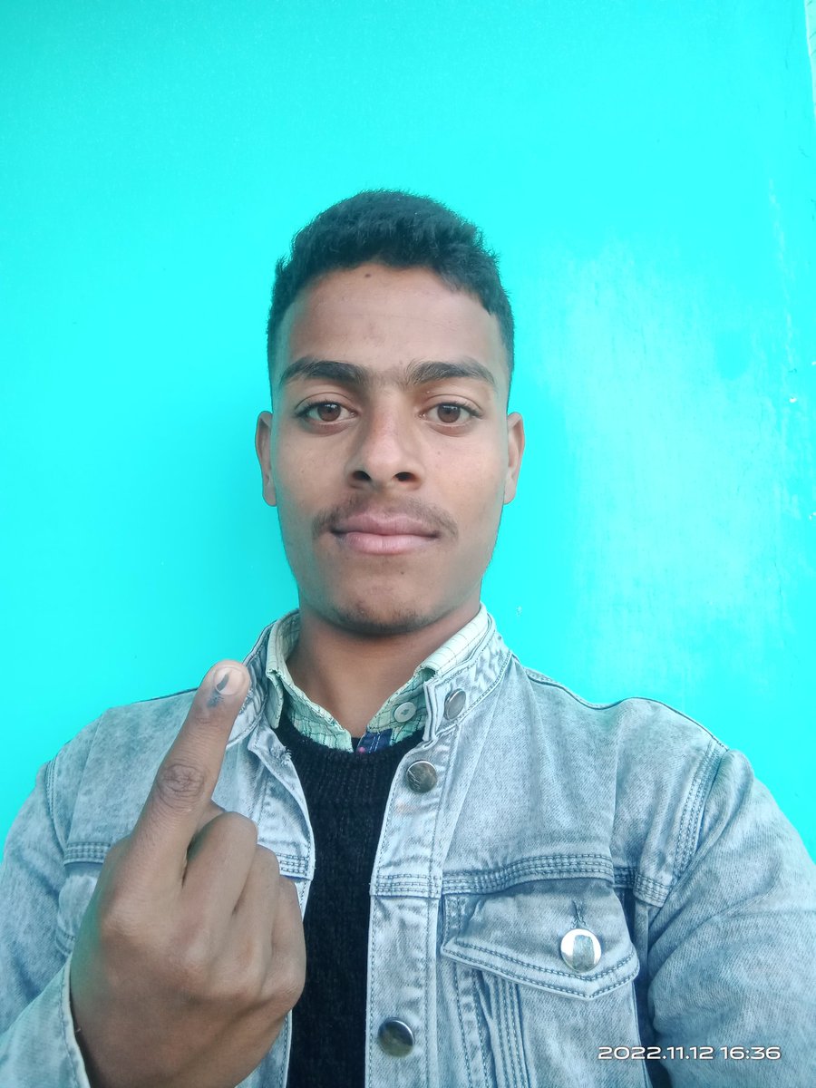 SnehSha39554603's tweet image. आज मैंने लोकतंत्र के इस महापर्व में देशहित के लिए अपने  मताधिकार का प्रयोग किया और मेरा आप सभी हिमाचल वासियों से अनुरोध है 5 बजे से पहले अपने पोलिंग बूथ पर जाके अपने मताधिकार का प्रयोग करें।

#HPFirstVotingMust
#VoteKaregaHimachal