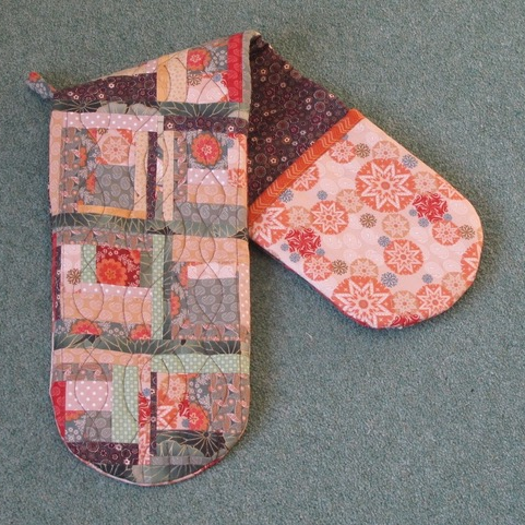 LnSDesigners's tweet image. Another market favourite, @SunpatchQuilts will be joining us on 26th November with her super popular quilted jackets, table runners, cushions, cards and lots of small stocking fillers and very reasonably priced gifts! #Leytonstone #E11 #LeytonstoneChristmasMarket #gift #market