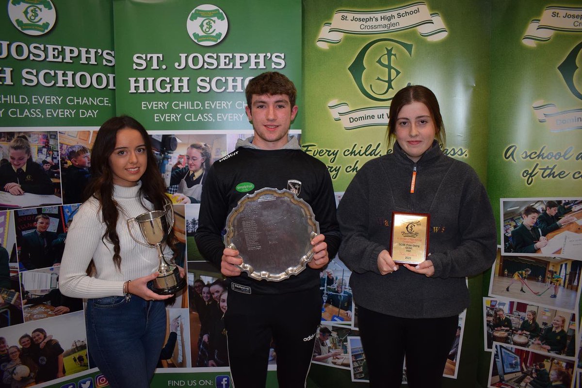 ⭐️GCSE Prize Giving ⭐️
 Staff and parents filled the school assembly hall to congratulate the class of 2022 on their GCSE results.
 We were delighted to have as Guest of Honour, former Principal, Mr John Jones. 

#EveryChildEveryChanceEveryClassEveryDay