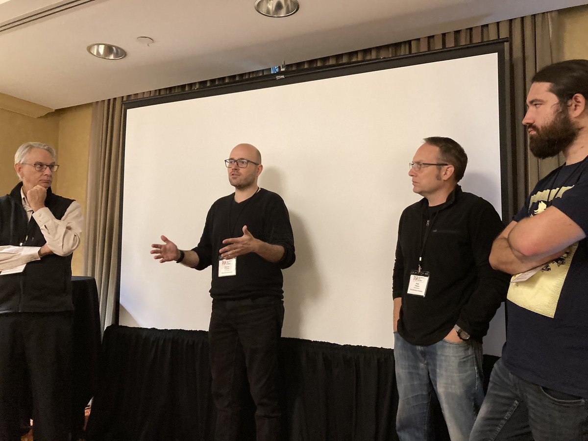 tmbiosci's tweet image. TMB researchers including Peter Takacs (Sydney) in a fascinating session on new ways to study evolutionary transitions in individuality at Philosophy of Science Association  #PSA2022