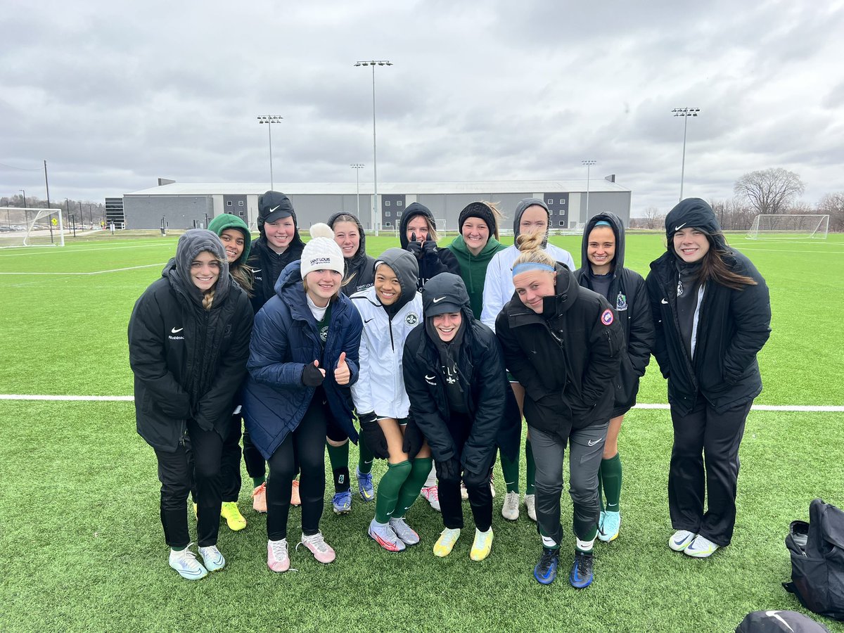 SLSGECNLRLGirls's tweet photo. Cold one this morning for the 2006s and 2007s! Both kicking off at 11:00AM against Sporting Iowa! Let’s go girls!! 💪🏽 

#WeAreScottGallagher https://t.co/uQGLgHTFau