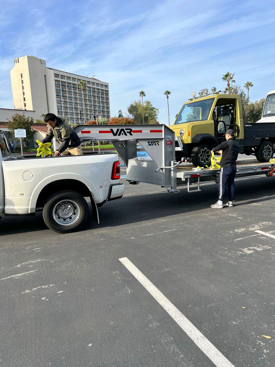 _X_Alex_'s tweet photo. #CENN #CENNTRO $CENN
Cenntro :
Thank you to so very many who experienced our Cenntro Electric Group Ltd. (CENN) #Logistar #LS400 and #TeeMak during the Ride &amp; Drive this week at Bobit #FleetForward Conference in City of #SantaClara Santa Clara Marriott https://t.co/xMxPaJHf4Z