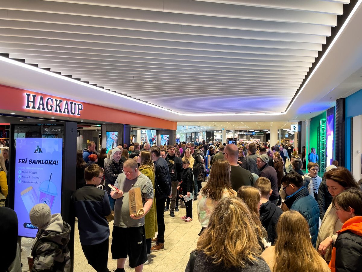 Baggalútur í röð - hvernig fór þetta hjá okkar manni strákar <a href="/kallisig/">Karl Sigurðsson</a> <a href="/BragiValdimar/">Bragi Valdimar</a> ? 

mbl.is/frettir/innlen…