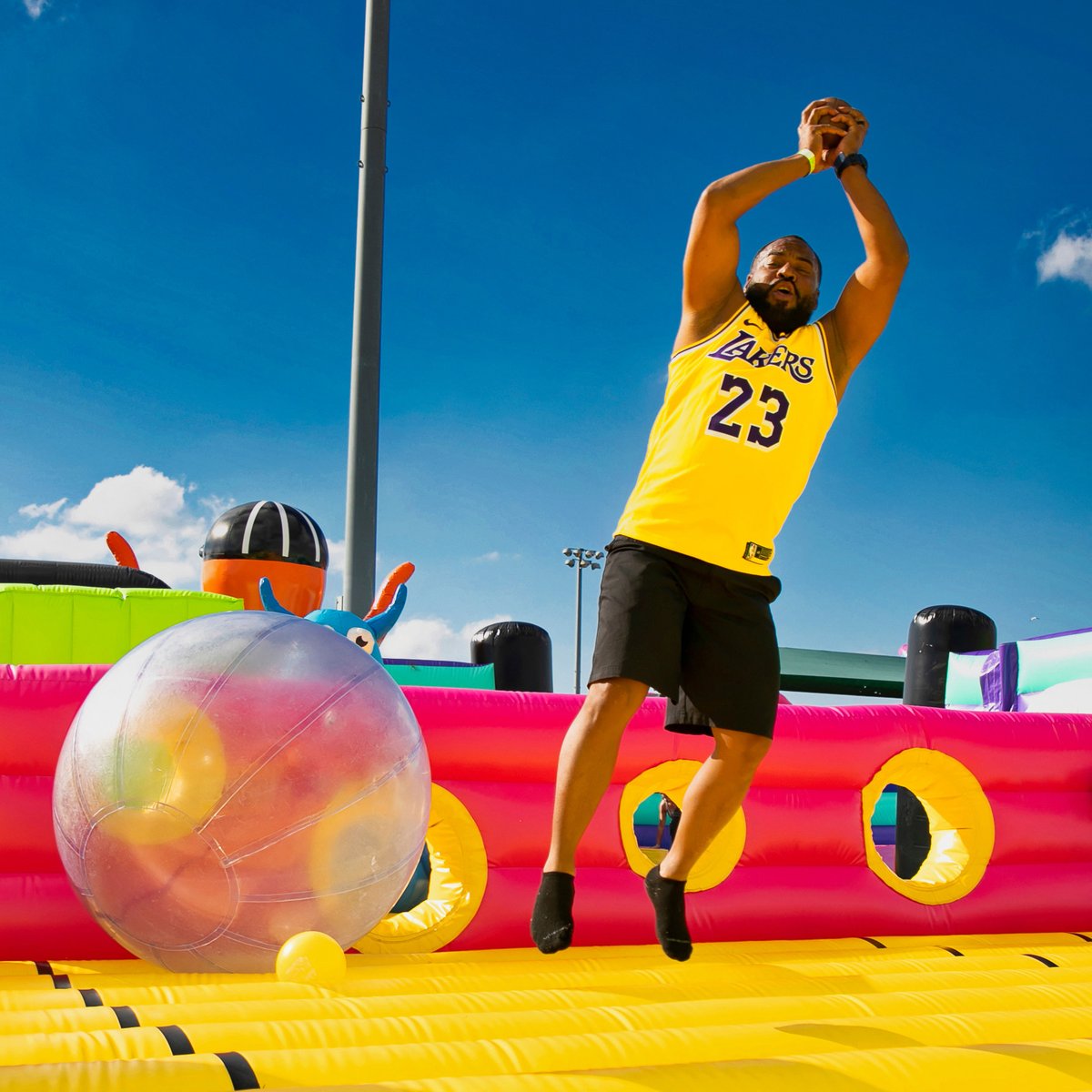 Jump the highest you've ever
jumped at Big Bounce America this weekend! 🎪

thebigbounceamerica.com