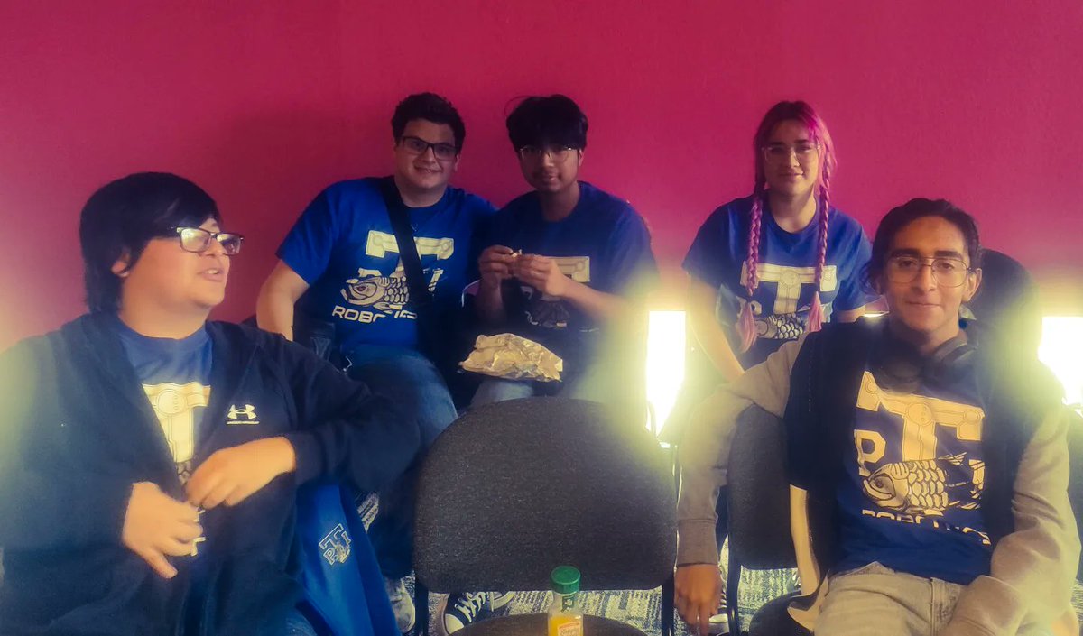 PIECHS_Robotics's tweet image. Some of our PIHS Robotics and Cybersecurity students taking part in a Cybersecurity Hackathon Camp at South Texas College thanks to @RegionOneGEARUP
#MoreThanRobots #CyberSecurity #PIHStarpons