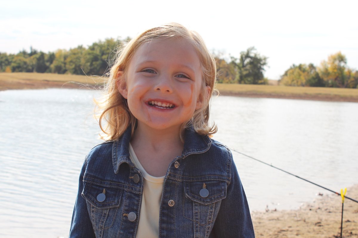 Use your smile to change the world but don’t let the world change your smile! 

Wishing everyone a happy Saturday!☺️