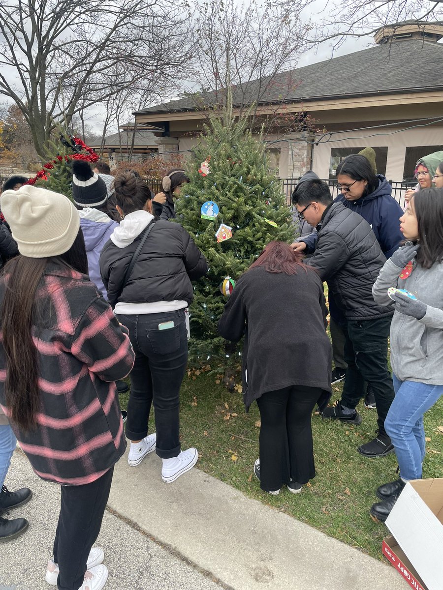 Miss Zale tweet media