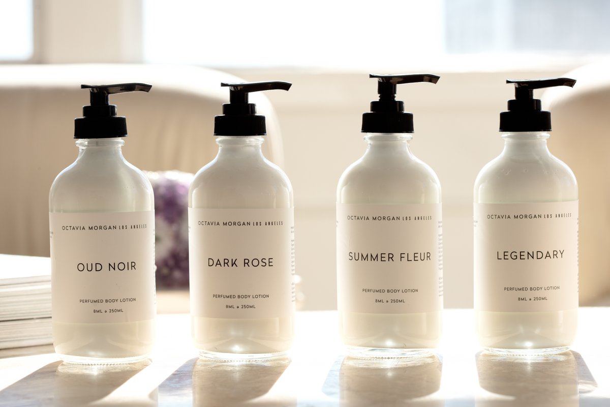 Impressionable scents contained in big bottles.

Shop our luxury lotions on our site. 
octaviamorgan.com

#naturalfragrance #veganlifestyle #cleanfragrance #scentedcandles  #naturalcandles