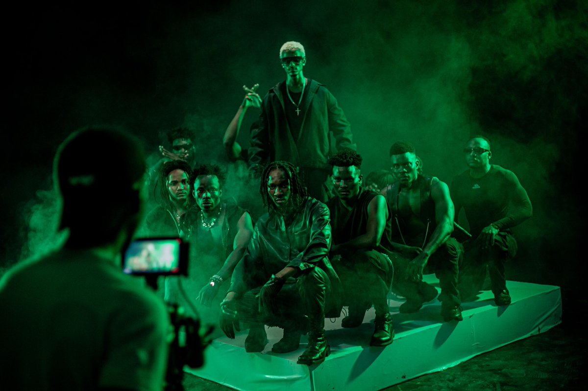 Survive The Night!🦋

New Music Coming Soon!💚

#albumloading #MMFS