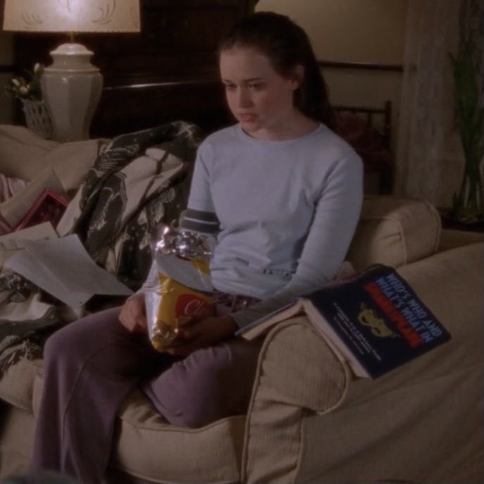 thinkergilmore's tweet photo. “omg it’s finally the weekend!”
how i spend the weekend: https://t.co/6XR5GCBlTQ
