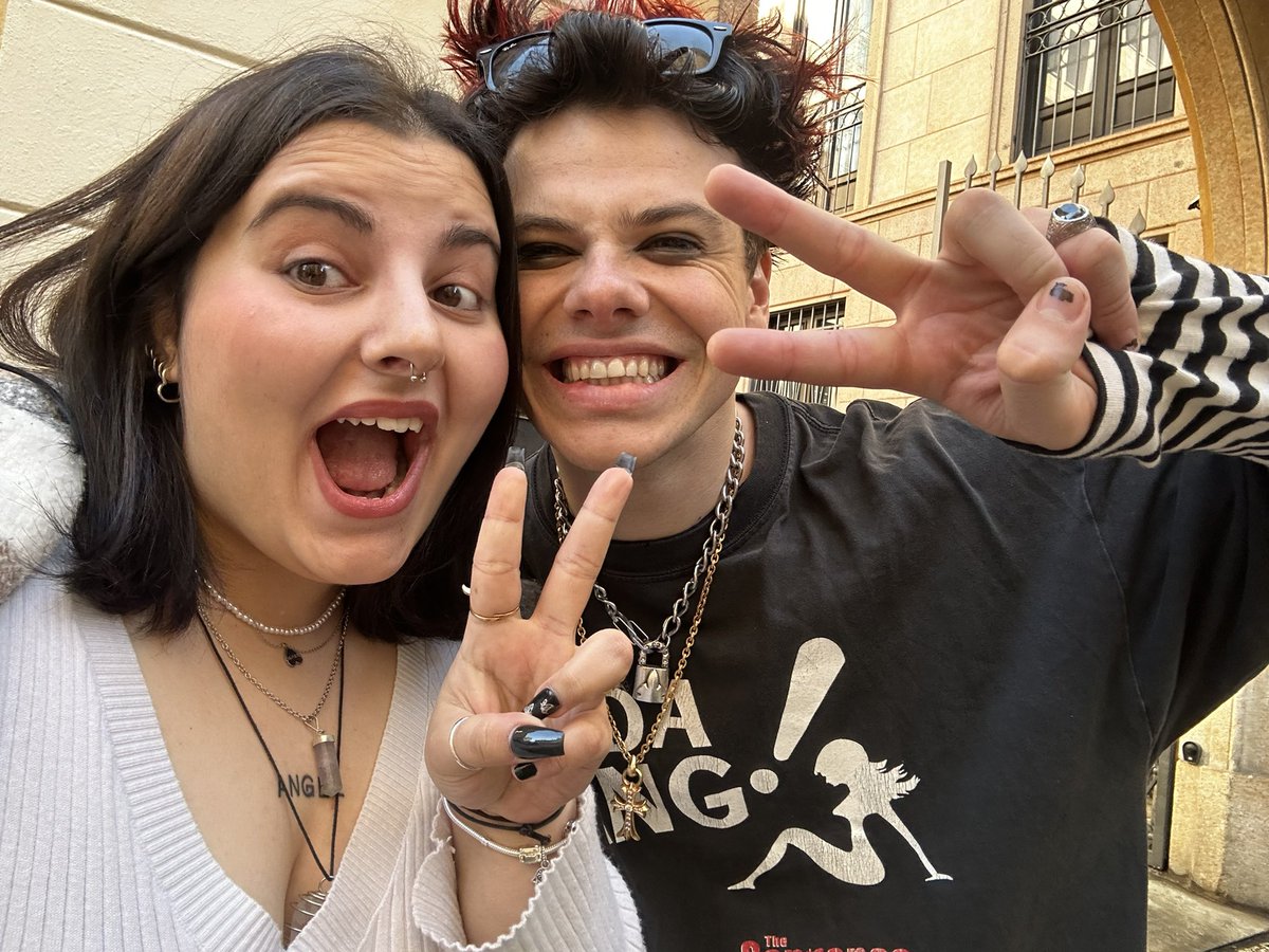 M4DHO3's tweet photo. io ti vorrò x sempre bene https://t.co/rhWLW7oZuE