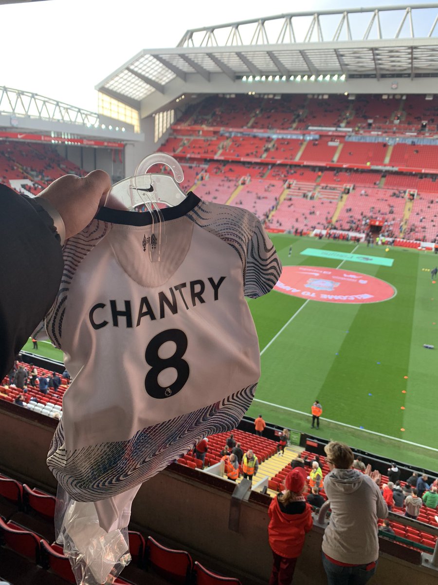 adrian chantry tweet media