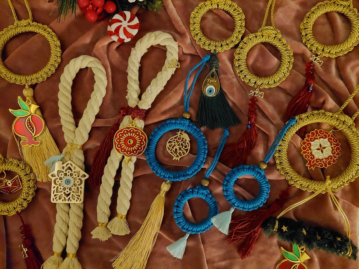 LacertaAccs's tweet photo. Christmas and Νew Υear's decorations with a traditional greek touch are readddddy! Place your order before Dec 9 to make sure they are at your home on time! 

https://t.co/LGlua85MxY

#Christmas #Christmasgifts #χριστουγεννα  #NewYear https://t.co/llocOc1kso