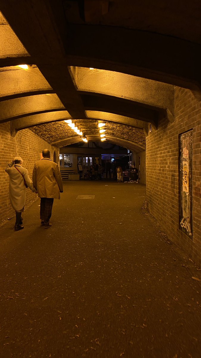 Fuzzboy_'s tweet image. London I am inside you