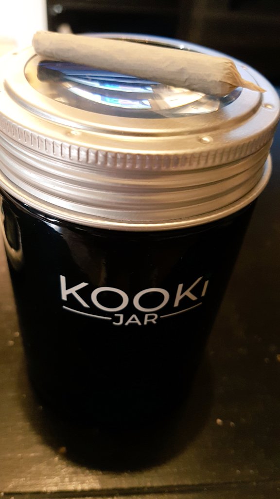 Kookijars are awesome clean smart way to store my cannabis. Beautiful blackout glass air tight lid with magnifying lens built into it. <a href="/Kookijars/">KookiJar</a> have many amazing products for you to enjoy. Peace love cannabis stay lifted <a href="/GrowMizz/">MizzFlo420Grow</a>