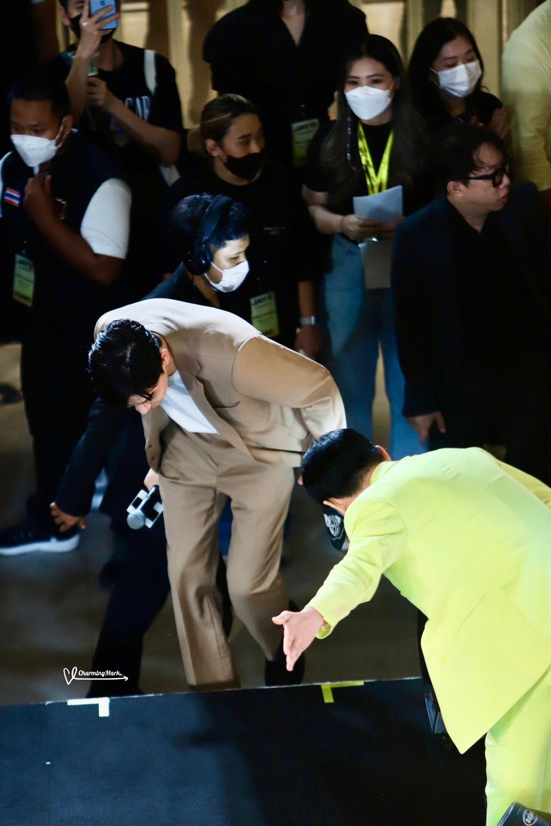 เอ็นดู2คนนี้จริงๆ😂 #JAYBxCaminia #GOT7 #JayB <a href="/jaybnow_hr/">JAY B</a> @DJ_NUI