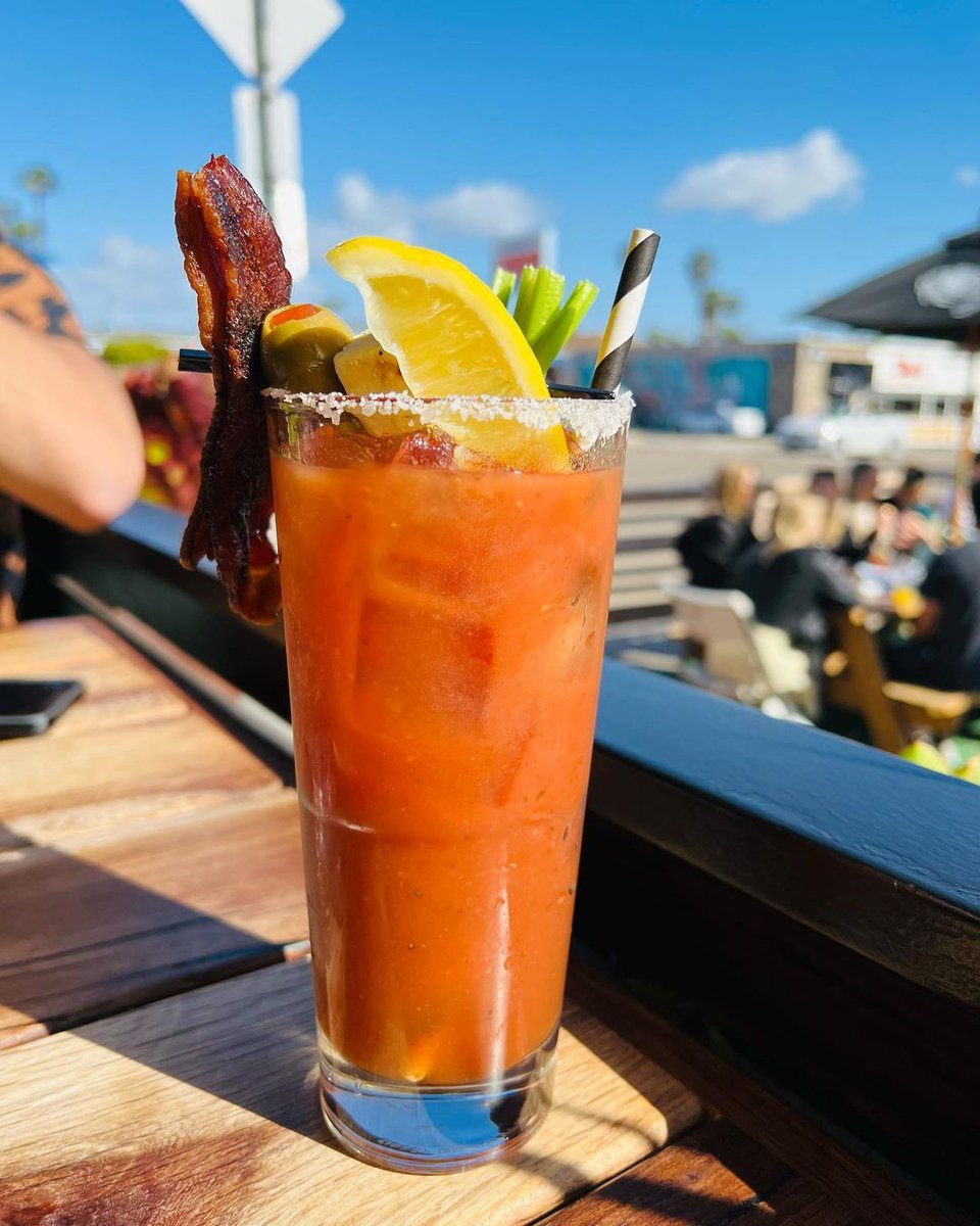 Bloody hell, finally the weekend is here! Let's celebrate together!

📸 : @sandiegofoodstagram