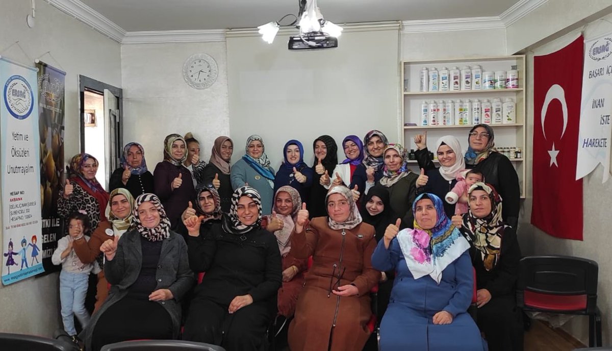 GnlCeylan67's tweet photo. ADIYAMAN SEMİNERİ 
Katılım sağlayan öncü üzeri liderlerimizi ve ekiplerimizi kutlu başarılar dilerim Rabbim nazarlardan korusun 🤲🇹🇷🇹🇷
@SuzanYalnkaya1 @halise_rat https://t.co/oNsnbyOHMo