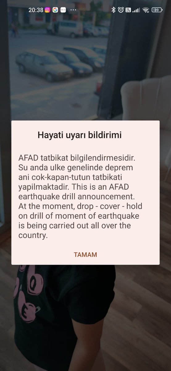 #tatbikat 18:57 de gelmesi gerek bildirim bana 20:38 de gelmiştir. Depremden 2 saat sonra uyardılar, ben böyle ölmem füze atın :D