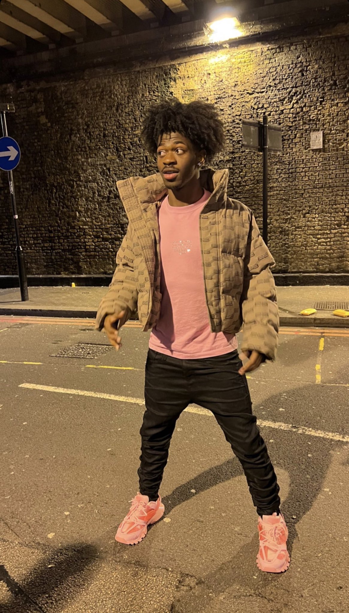 on-twitter-the-hip-hop-industry-community-is-so-weird-because