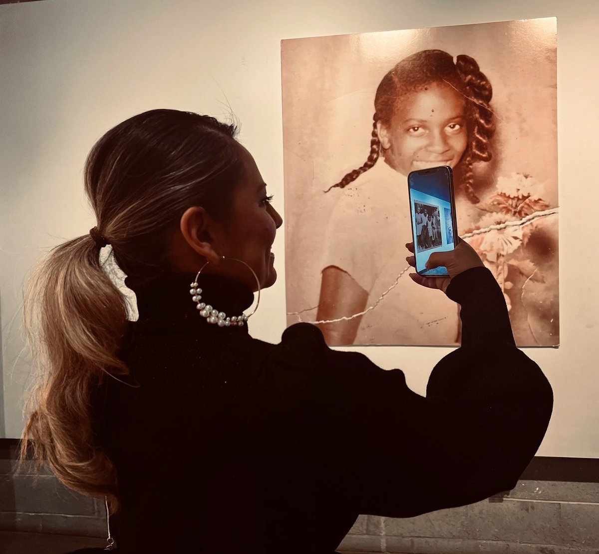 Loving (re)emergence of tech x culture x purpose in #Oakland! Been at <a href="/KaporCenter/">Kapor Center</a> for 6+yrs &amp; Proud to see friends &amp; community do tech entrepreneurship in new ways! Checkout <a href="/ExploreKaiXR/">Kai XR</a> <a href="/__Ka1/">Kai 👩🏽‍💻</a> rethinking edu through #VR &amp; <a href="/wordxlife/">Damien Lamar McDuffie</a> honoring ancestors through #AR #Afrotech