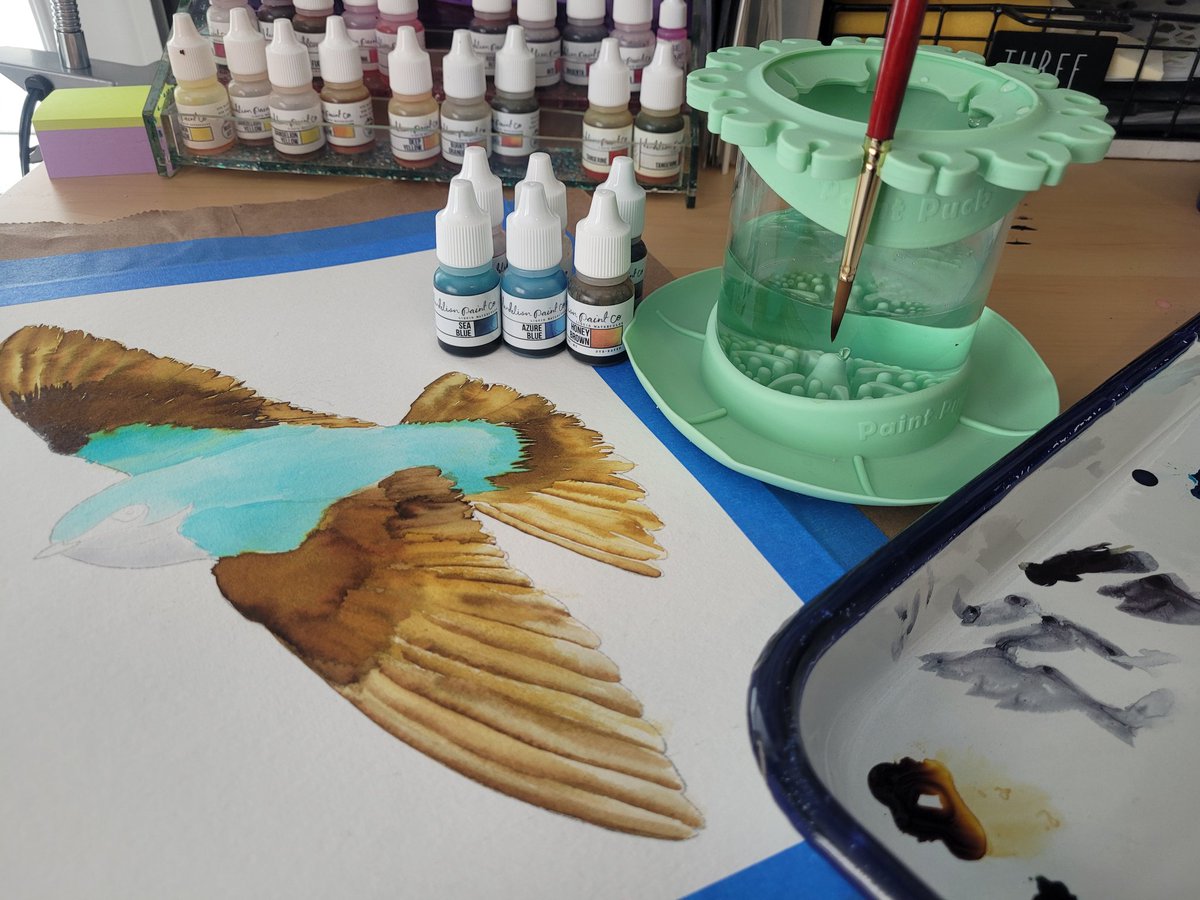 MsBlake5th's tweet photo. Working on a tree swallow for my mom & I'm loving my new @PaintPuck water cup. Shout out to @letsgomakeart for the beautiful liquid watercolors! Now wish me luck, a 20x18 version has to be ready by Christmas! #NoPressure #FirstOriginal https://t.co/176ofglW7f