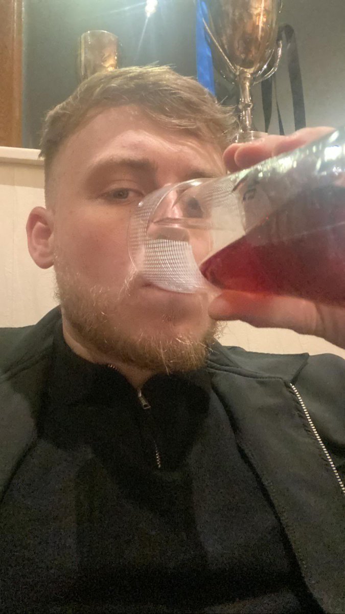 FCEagleUtd's tweet photo. RESULT
 
Reserves 2-0 @Horncastle_FC Res

@baileyn1cholson ⚽️
Louis Sae-be ⚽️

@TomLomas7 Barbering MOTM courtesy of Spar Shop Priory Rd 🏆 @connor_massam 

🦅⚽️#EUFC https://t.co/vvhL9j7gnb
