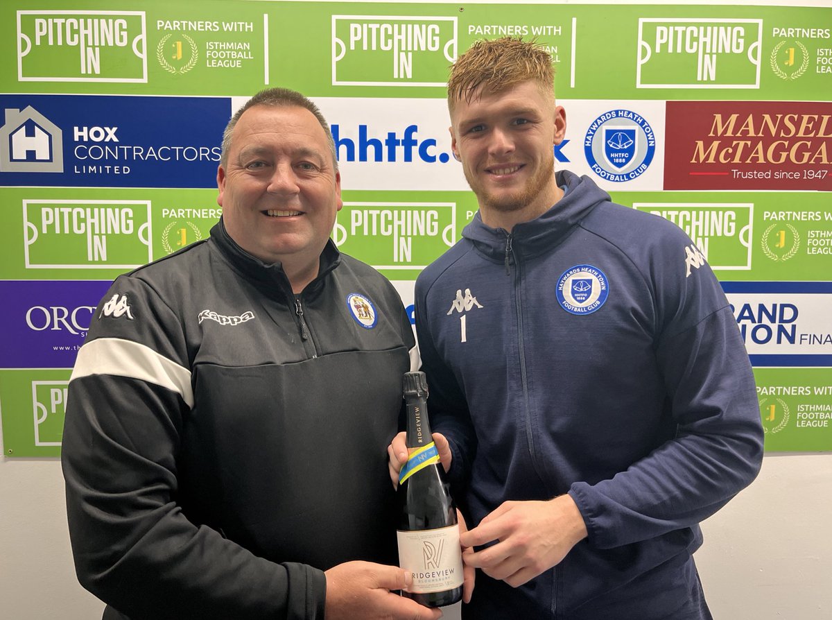 Todays Man of The Match is none other than Billy Collings!

He wins a bottle of <a href="/RidgeviewWineUK/">Ridgeview Wine</a>, congrats <a href="/billy_collings/">Billy Collings</a> 🙌

#HHTFC
