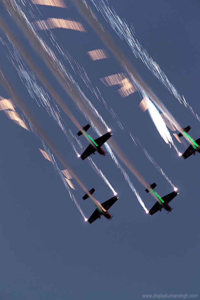 Draksphotos's tweet photo. Bahrain International Airshow 2022 (BIAS 2022). #F16 #SaudiHawk #GlobalStars https://t.co/tu7brZ6J9w
