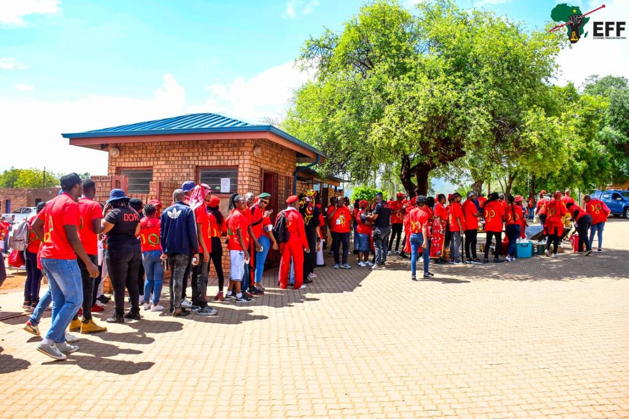 Mhlanguli Mbangi (MhlanguliMbangi) / Twitter