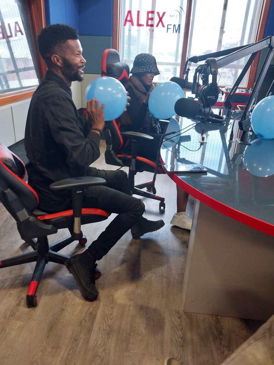 SirTee11240617's tweet image. #Bhamuza #SingleOut #SongOfTheyear Sir Tee