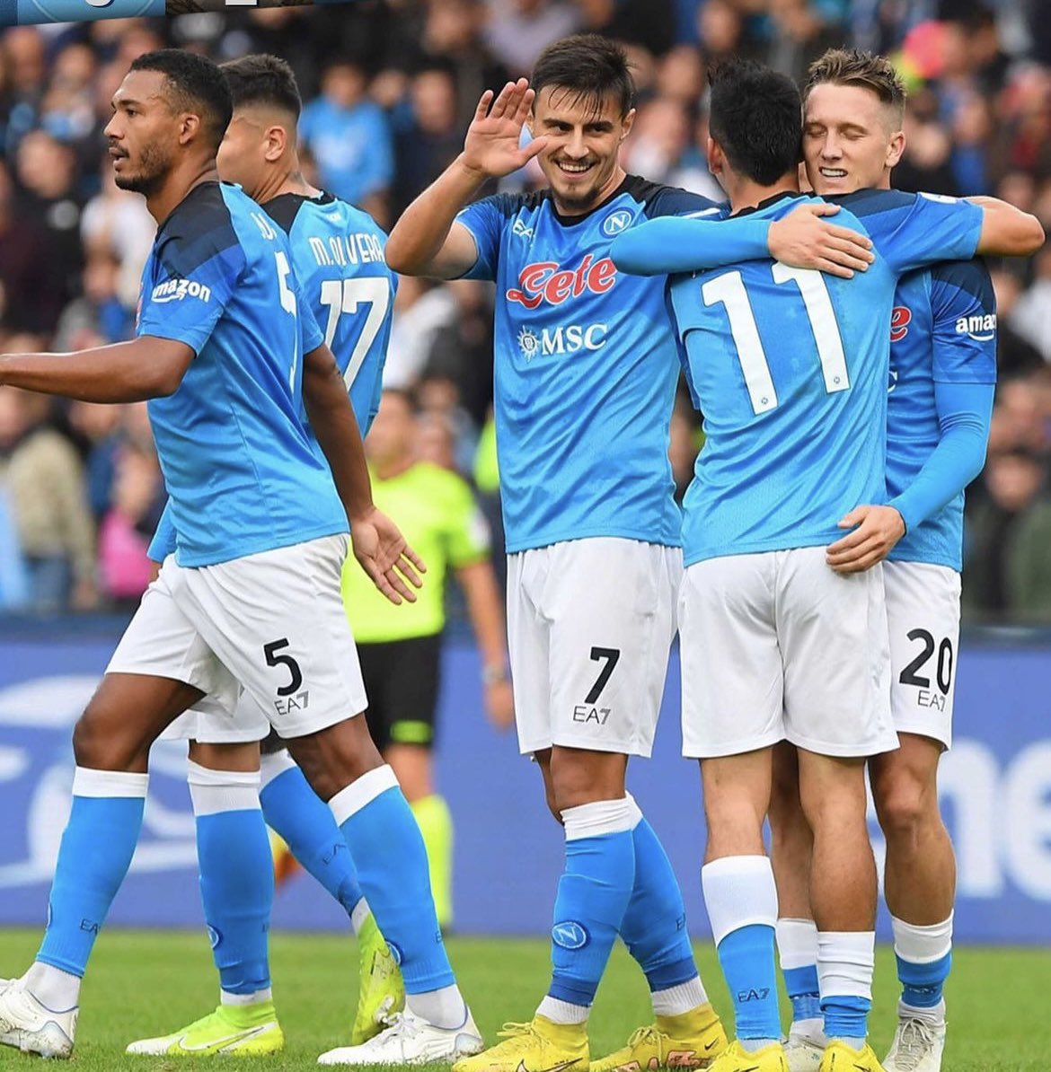 Giovanniparilo's tweet photo. #calcio⚽️ #serieA #NapoliUdinese 3-2 https://t.co/Q6rCPfO8IJ
