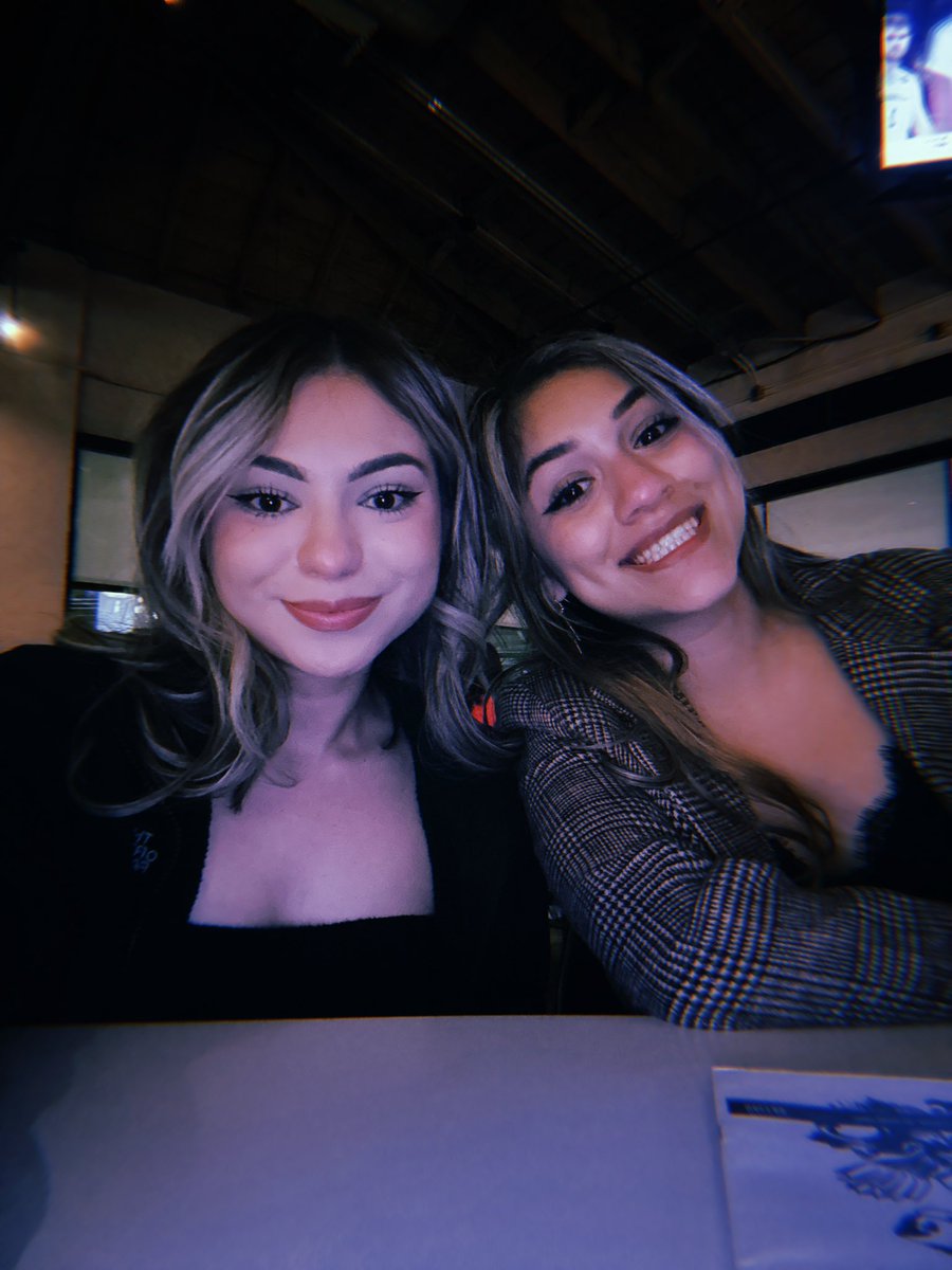 marlinchevez's tweet image. 8:46pm 10:01pm 10:09pm 2:42am