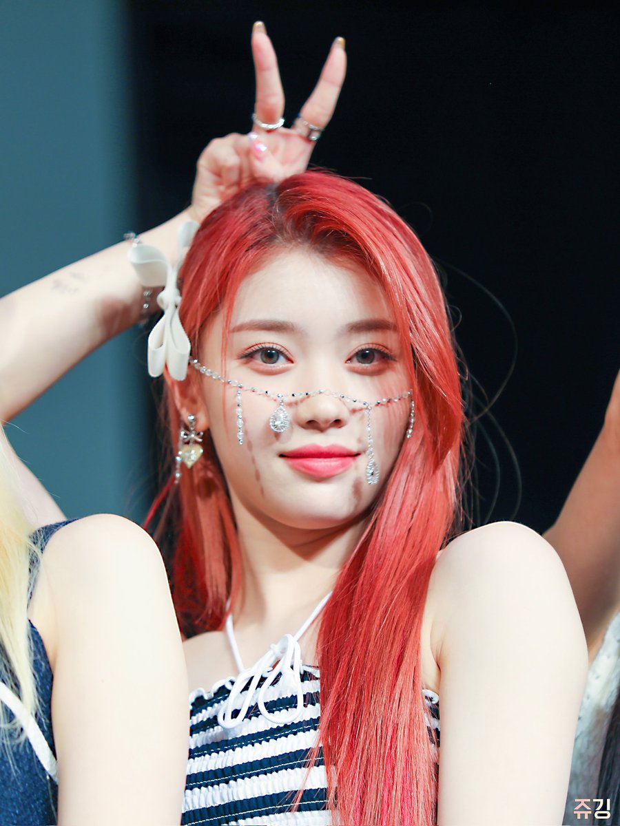 _rhicess's tweet photo. Belated happy birthday, my love!<3

BEST TING IN THE WORLD
#ShenShineXiaotingDay
#반짝반짝빛나는_샤오팅이_생일축하해
#冬の妖精シャオティンおめでとう
#沈小婷1112生日快乐 #XIAOTING #Kep1er @official_kep1er https://t.co/aCGqcZNobK