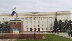 NewsuaTop's tweet photo. Kherson was liberated from the occupation of Russian troops.
Kherson returns to the control of the Armed Forces of Ukraine. The Ukrainian military entered the city, the Main Intelligence Directorate of the Ministry of Defense of Ukraine reported about it. 
https://t.co/HsJsQ37loC https://t.co/ALiMLLTEUm