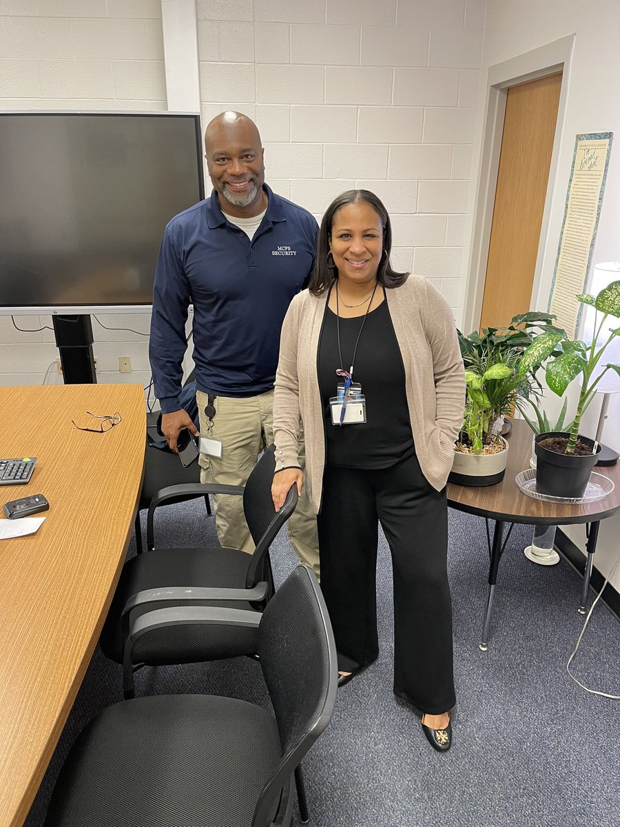 Stephanie Nesmith, BCMS Principal (@steph_nesmith) on Twitter photo Had a great fire drill and OSET debrief with our Security Rover, Ronald West. <a href="/MCPSSecurity/">MCPS Safety and Security</a> Had a great fire drill and OSET debrief with our Security Rover, Ronald West. <a href="/MCPSSecurity/">MCPS Safety and Security</a>