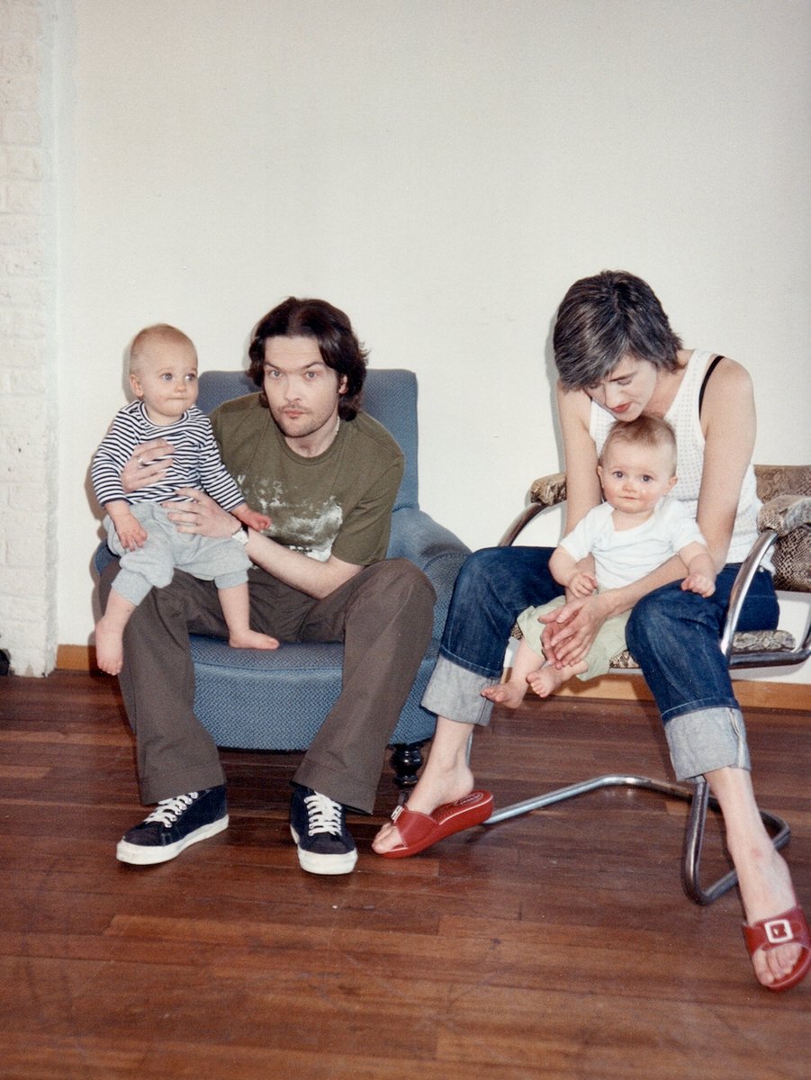ebtg's tweet photo. Since announcing the new album, we've been posting unseen old photos and stories on our new Instagram account.

Check out the full story behind this Juergen Teller pic of us and our twin girls in 1999 at https://t.co/gOEAL9eT0q https://t.co/4Gz3qkKTGs