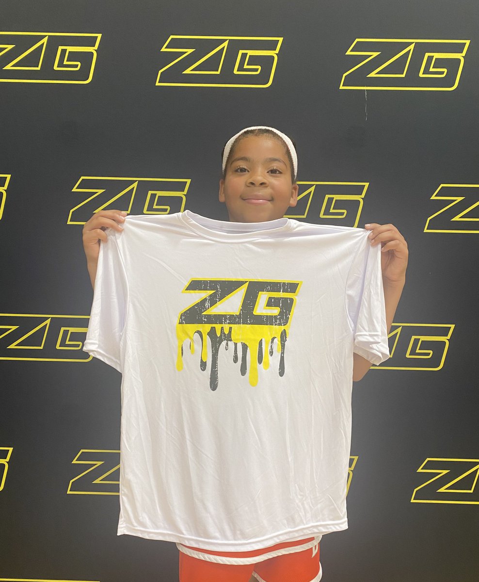Zero Gravity New England (@zg_newengland) on Twitter photo 🚨 Player of the Game 🚨
Kayla of <a href="/danabarrosbball/">Dana Barros Basketball</a> put up a huge performance to get her team to 2-0 on the day 💪
Loved the heart she played with today 🔋 #ZGFallFinale 🚨 Player of the Game 🚨
Kayla of <a href="/danabarrosbball/">Dana Barros Basketball</a> put up a huge performance to get her team to 2-0 on the day 💪
Loved the heart she played with today 🔋 #ZGFallFinale
